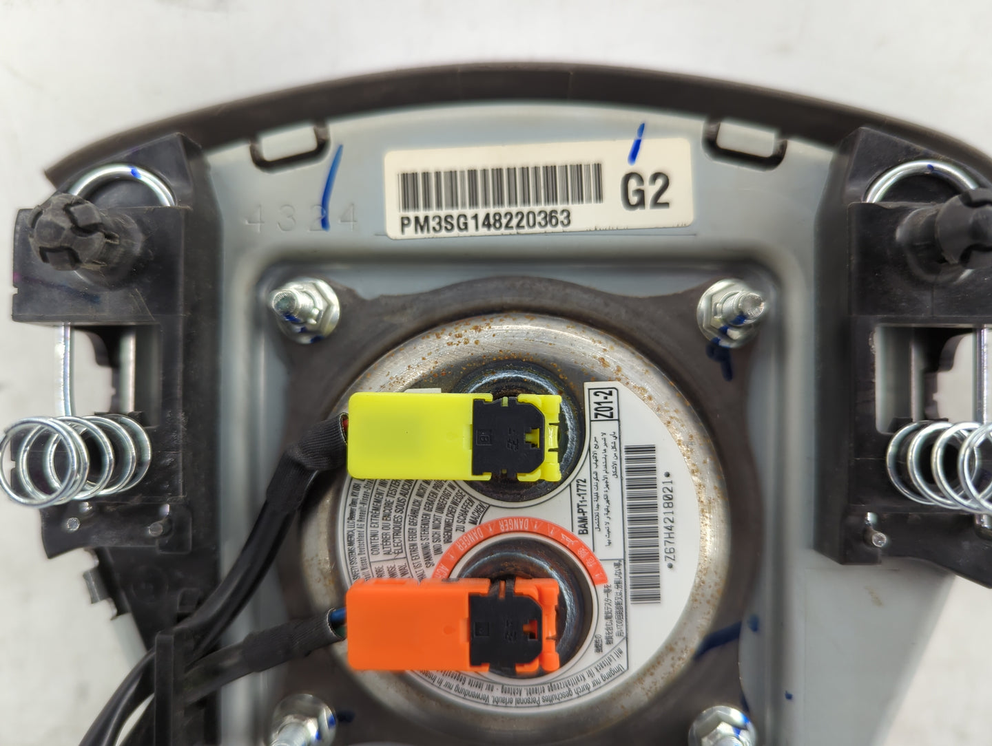 2013-2019 Nissan Sentra Air Bag Driver Left Steering Wheel Mounted Fits Fits 2013 2014 2015 2016 2017 2018 2019 OEM Used Aut