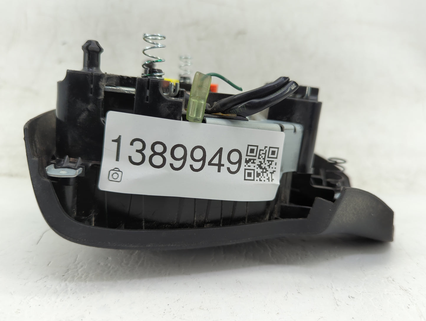 2013-2019 Nissan Sentra Air Bag Driver Left Steering Wheel Mounted Fits Fits 2013 2014 2015 2016 2017 2018 2019 OEM Used Aut