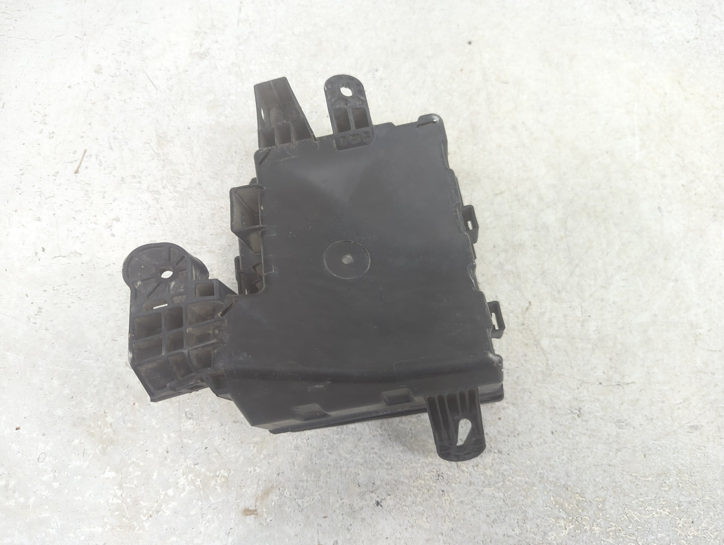 2013-2019 Nissan Sentra Fusebox Fuse Box Panel Relay Module Fits Fits 2013 2014 2015 2016 2017 2018 2019 OEM Used Auto Parts