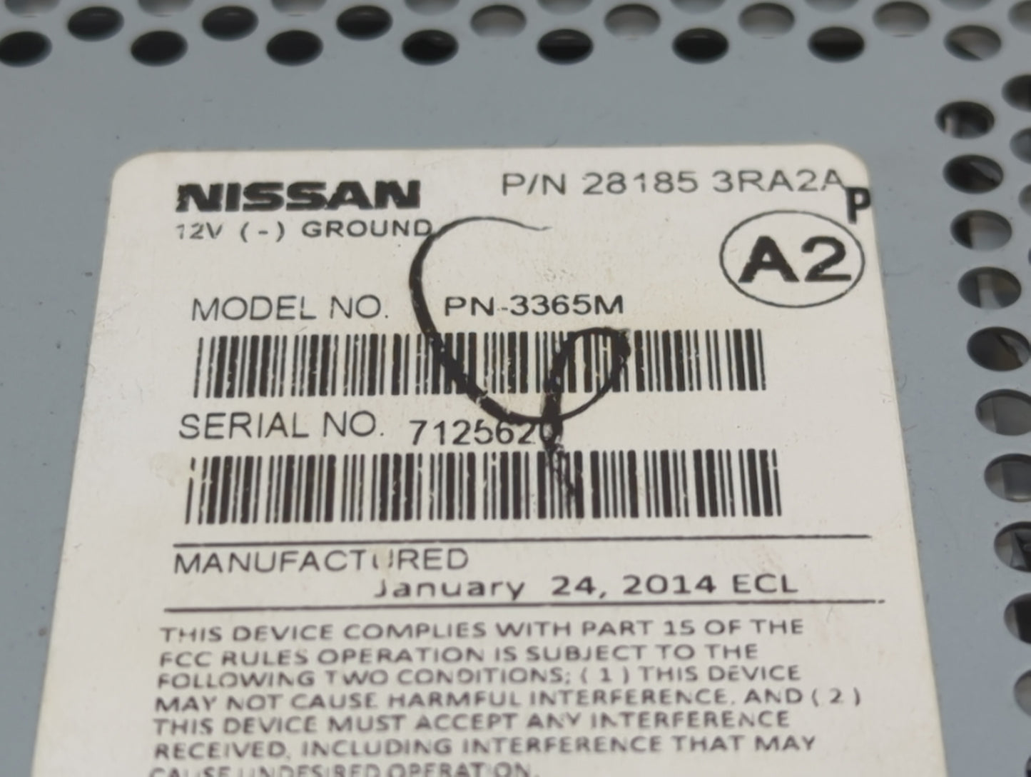 2013-2014 Nissan Sentra Radio AM FM Cd Player Receiver Replacement P/N:281853RA2A Fits Fits 2013 2014 OEM Used Auto Parts - 