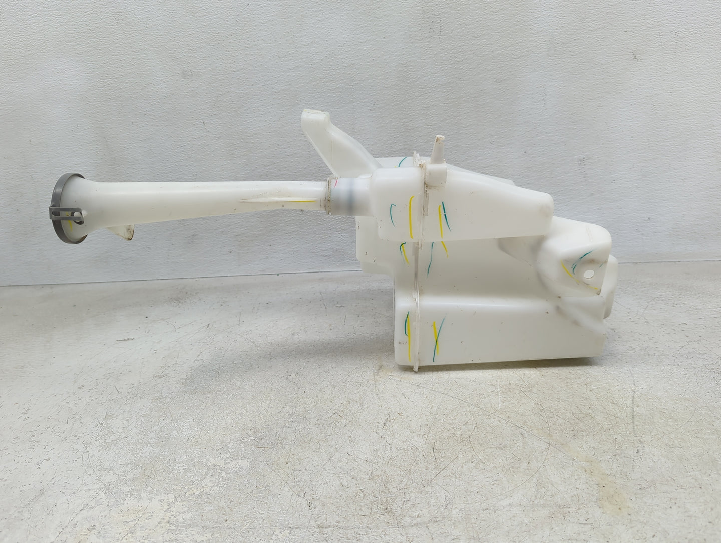2013-2015 Nissan Sentra Windshield Washer Fluid Reservoir Bottle Oem - Oemusedautoparts1.com