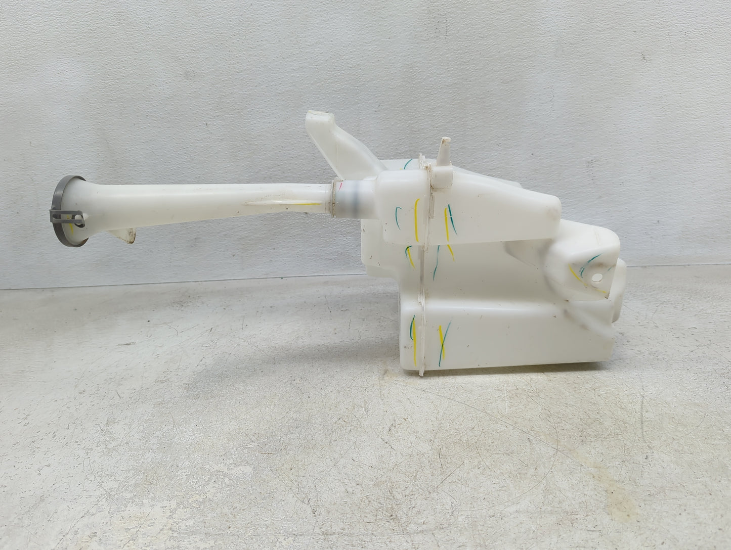 2013-2015 Nissan Sentra Windshield Washer Fluid Reservoir Bottle Oem - Oemusedautoparts1.com