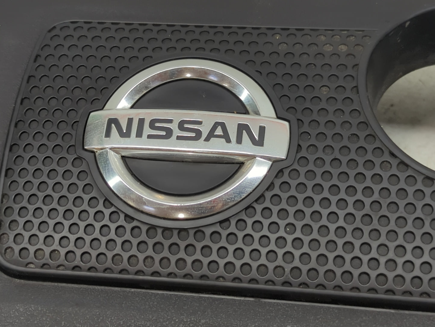 2014 Nissan Sentra Engine Cover - Oemusedautoparts1.com