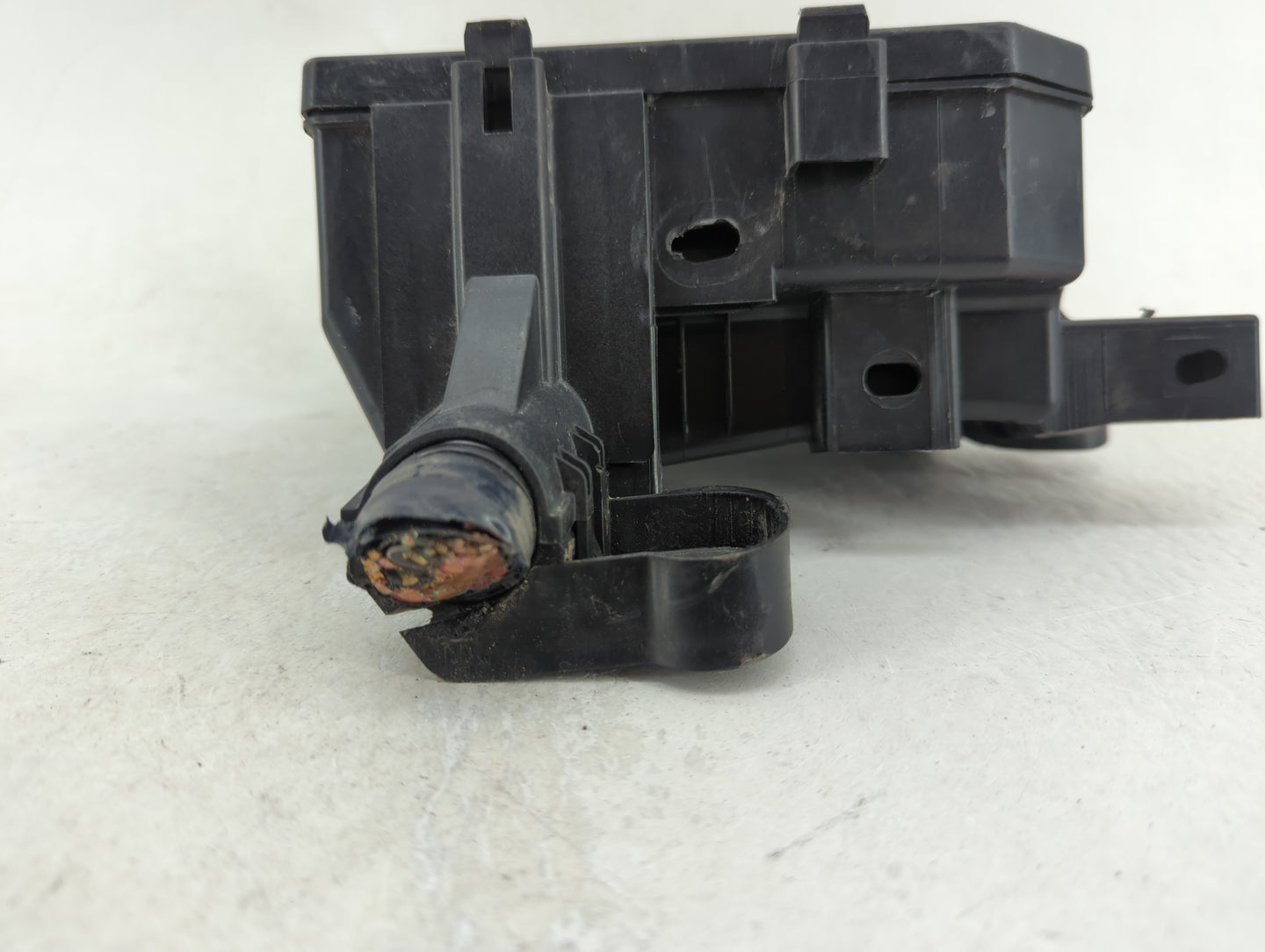 2013-2019 Nissan Sentra Fusebox Fuse Box Panel Relay Module P/N:284B7 3RA38 Fits Fits 2013 2014 2015 2016 2017 2018 2019 OEM