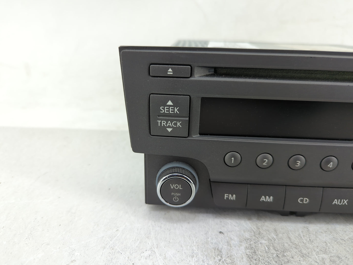 2013-2014 Nissan Sentra Radio AM FM Cd Player Receiver Replacement P/N:28185 3RA2A Fits Fits 2013 2014 OEM Used Auto Parts -