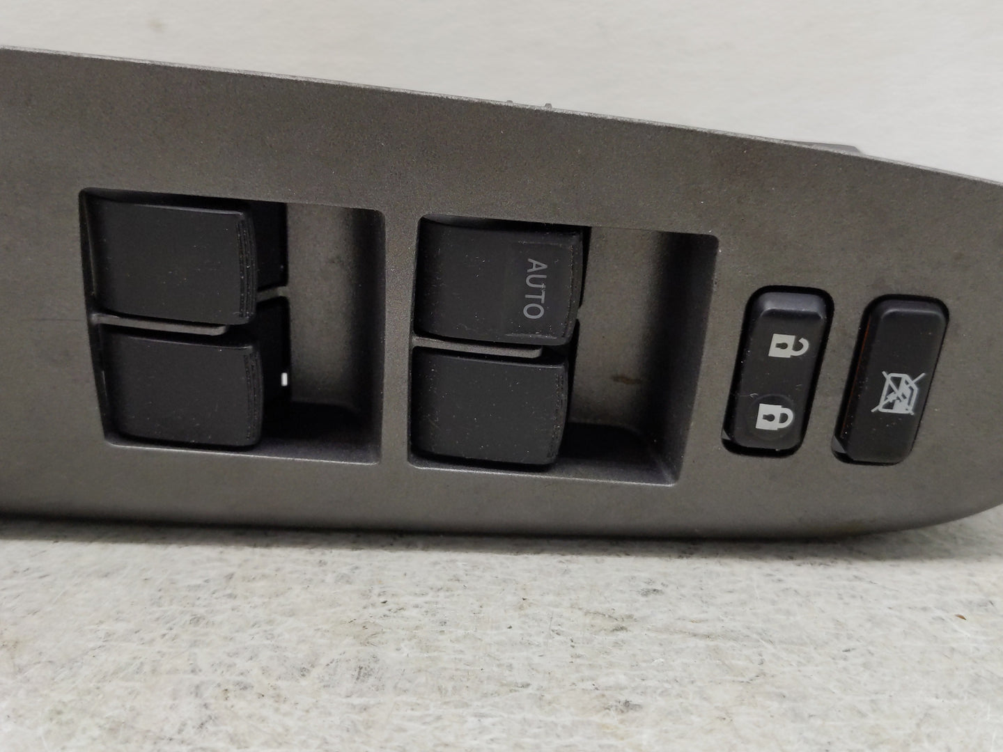 2013-2019 Nissan Sentra Master Power Window Switch Replacement Driver Side Left P/N:74232-00040 Fits OEM Used Auto Parts - O