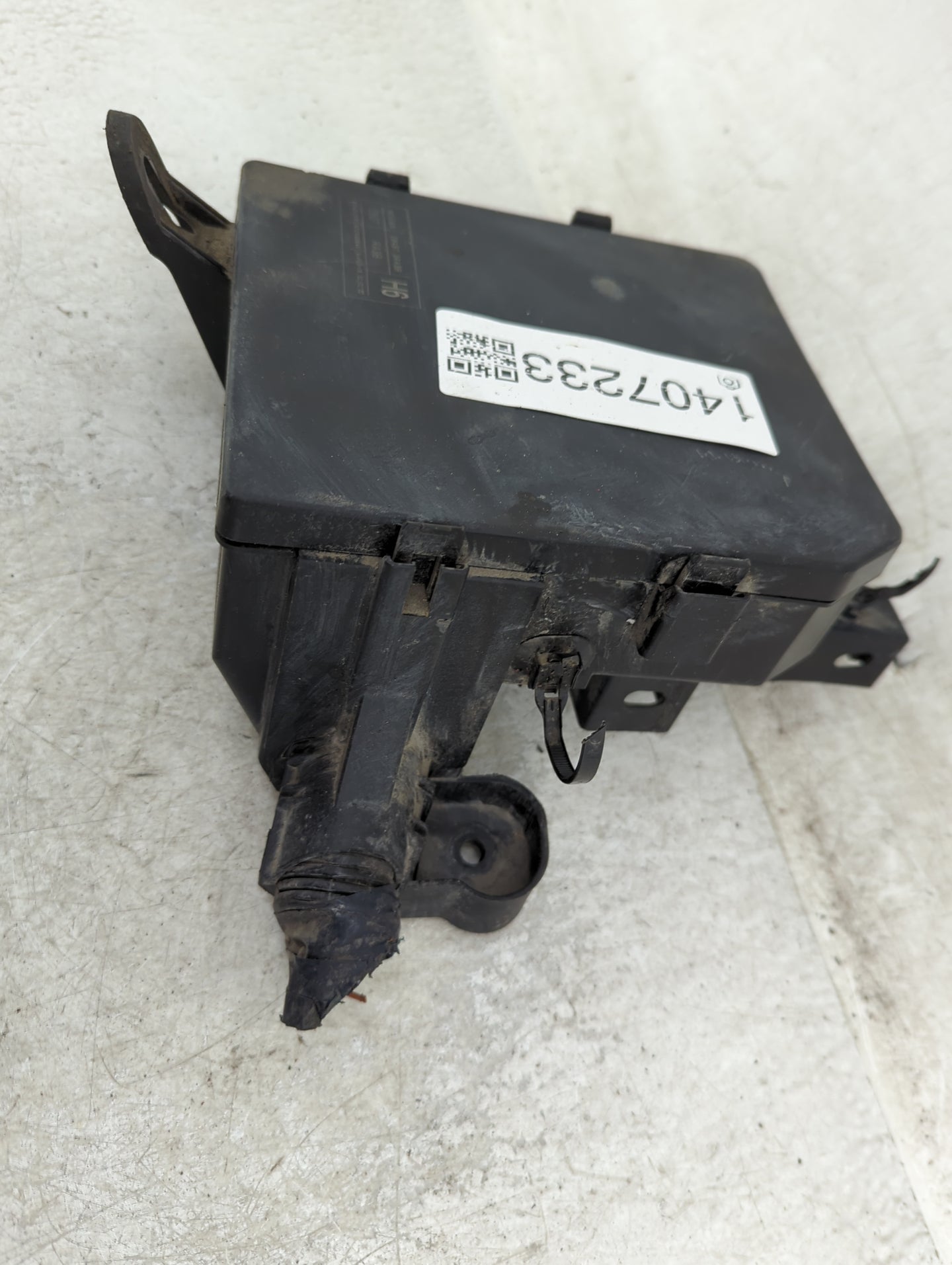 2013-2019 Nissan Sentra Fusebox Fuse Box Panel Relay Module P/N:284B7 3RA3B Fits Fits 2013 2014 2015 2016 2017 2018 2019 OEM