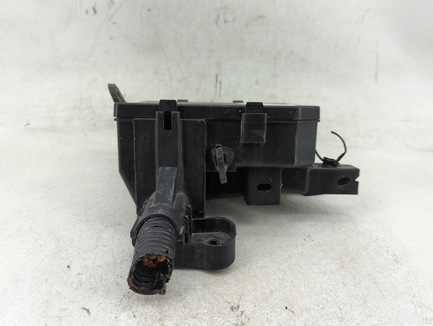 2013-2019 Nissan Sentra Fusebox Fuse Box Panel Relay Module P/N:284B7 3RA3A Fits Fits 2013 2014 2015 2016 2017 2018 2019 OEM