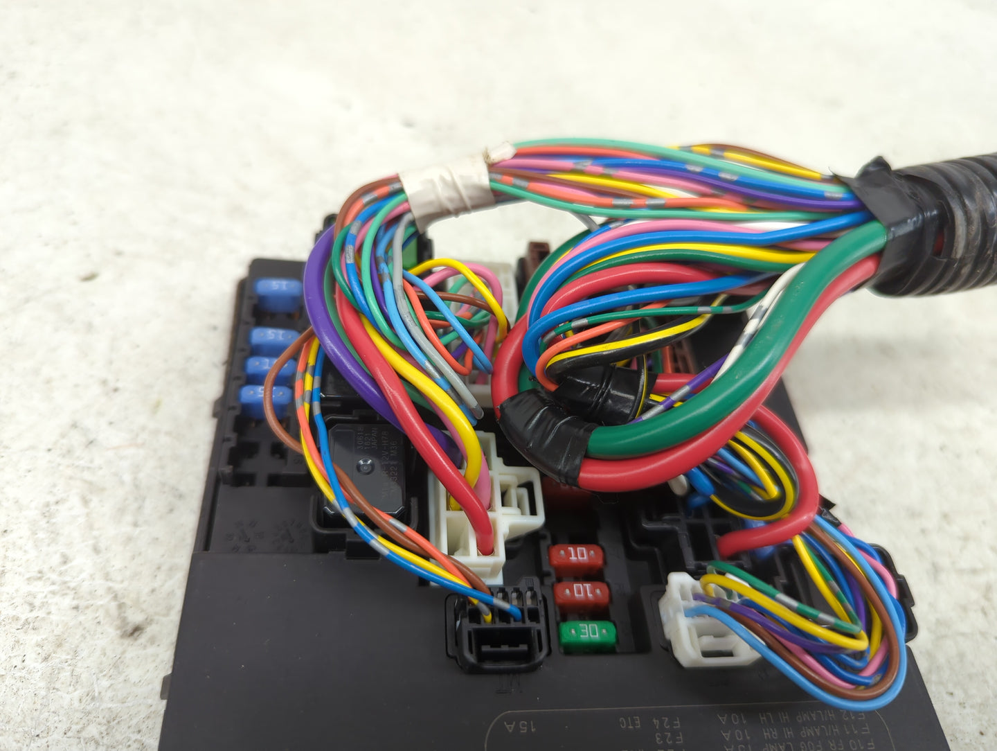 2013-2019 Nissan Sentra Fusebox Fuse Box Panel Relay Module Fits Fits 2013 2014 2015 2016 2017 2018 2019 OEM Used Auto Parts