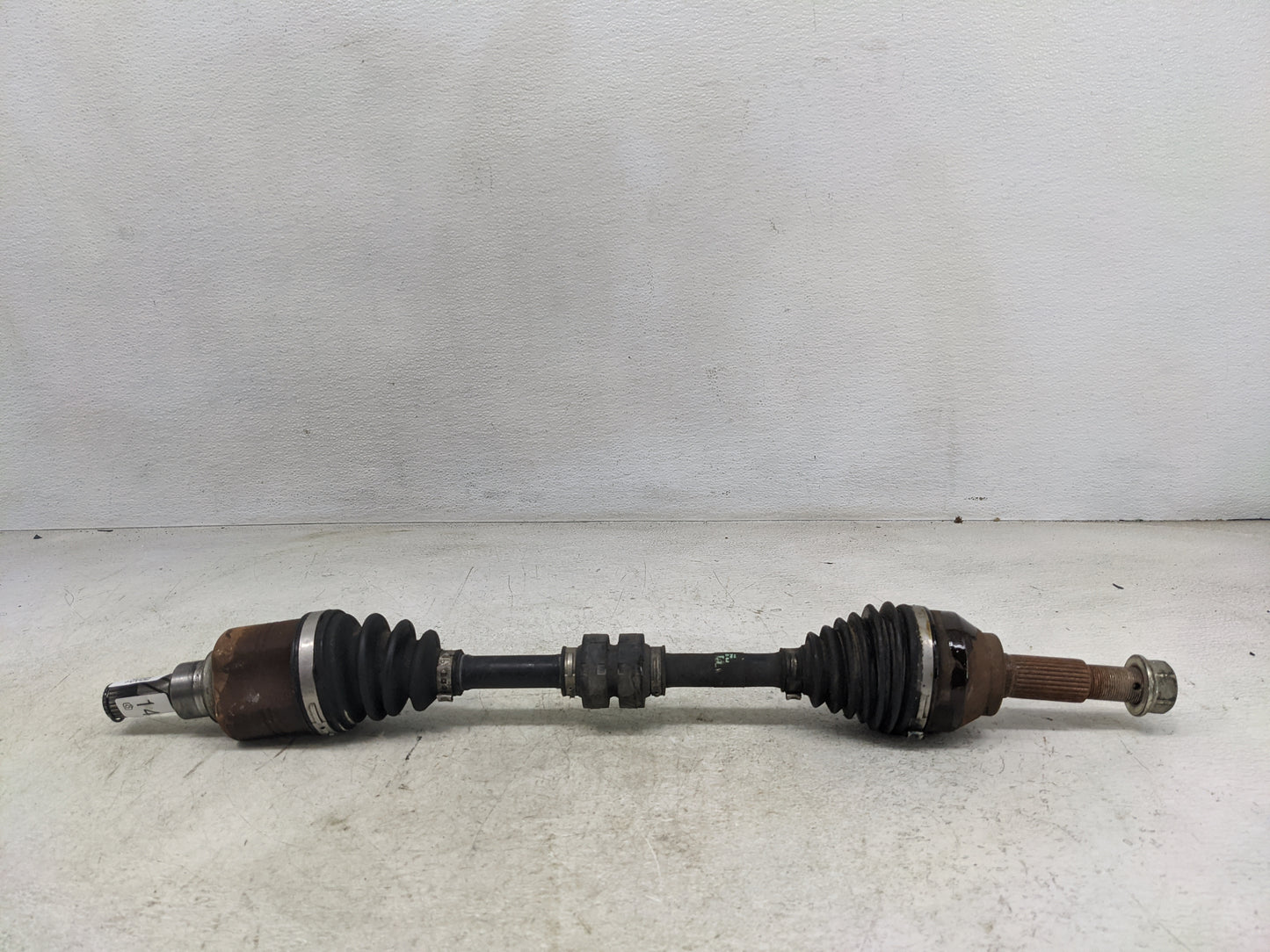 2013-2019 Nissan Sentra Axle Shaft Front Driver Cv C/v - Oemusedautoparts1.com