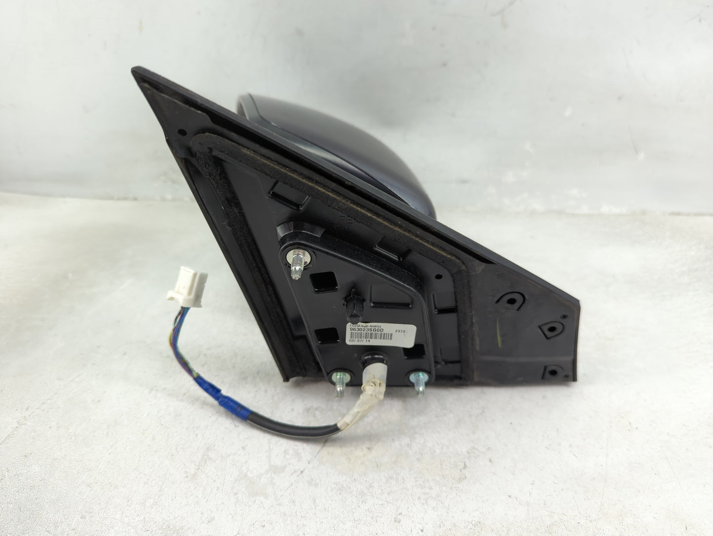 2013-2015 Nissan Sentra Driver Side View Mirror - Left Door Mirror OEM Used - Oemusedautoparts1.com
