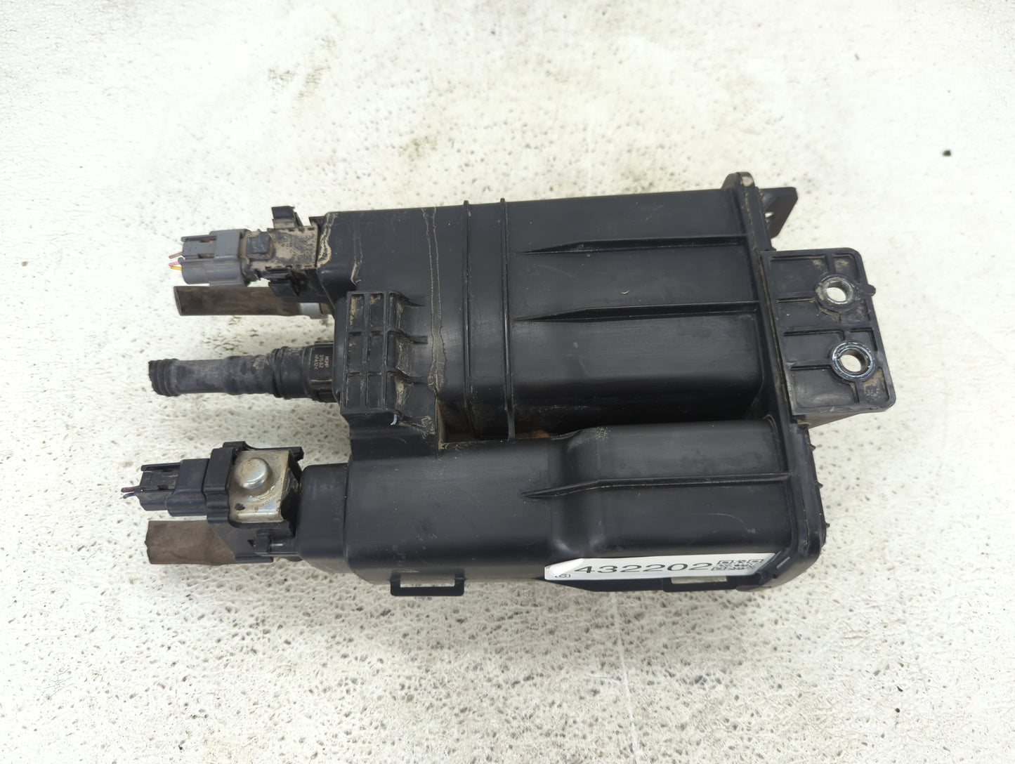 2014 Nissan Sentra Fuel Vapor Charcoal Canister 1432202 - Oemusedautoparts1.com