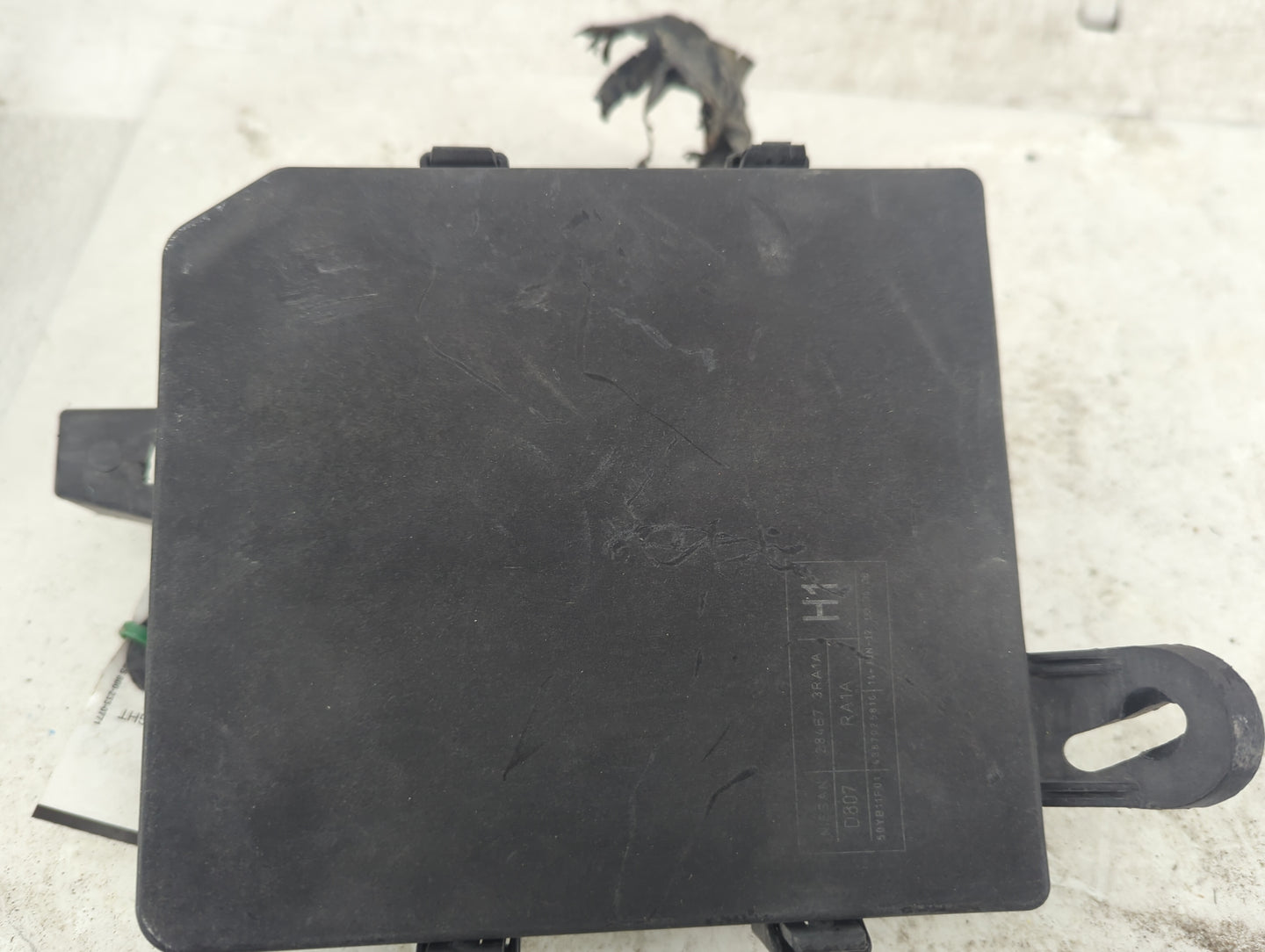 2013-2019 Nissan Sentra Fusebox Fuse Box Panel Relay Module P/N:284B7 3RA1A Fits Fits 2013 2014 2015 2016 2017 2018 2019 OEM
