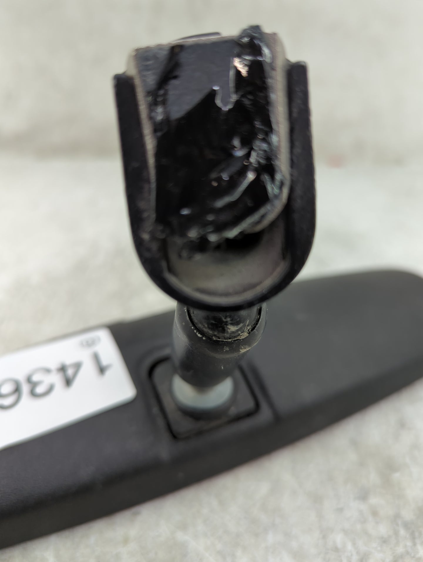 2014 Nissan Sentra Interior Rear View Mirror Replacement OEM P/N:E801168 801681, 031681 Fits OEM Used Auto Parts - Oemusedau