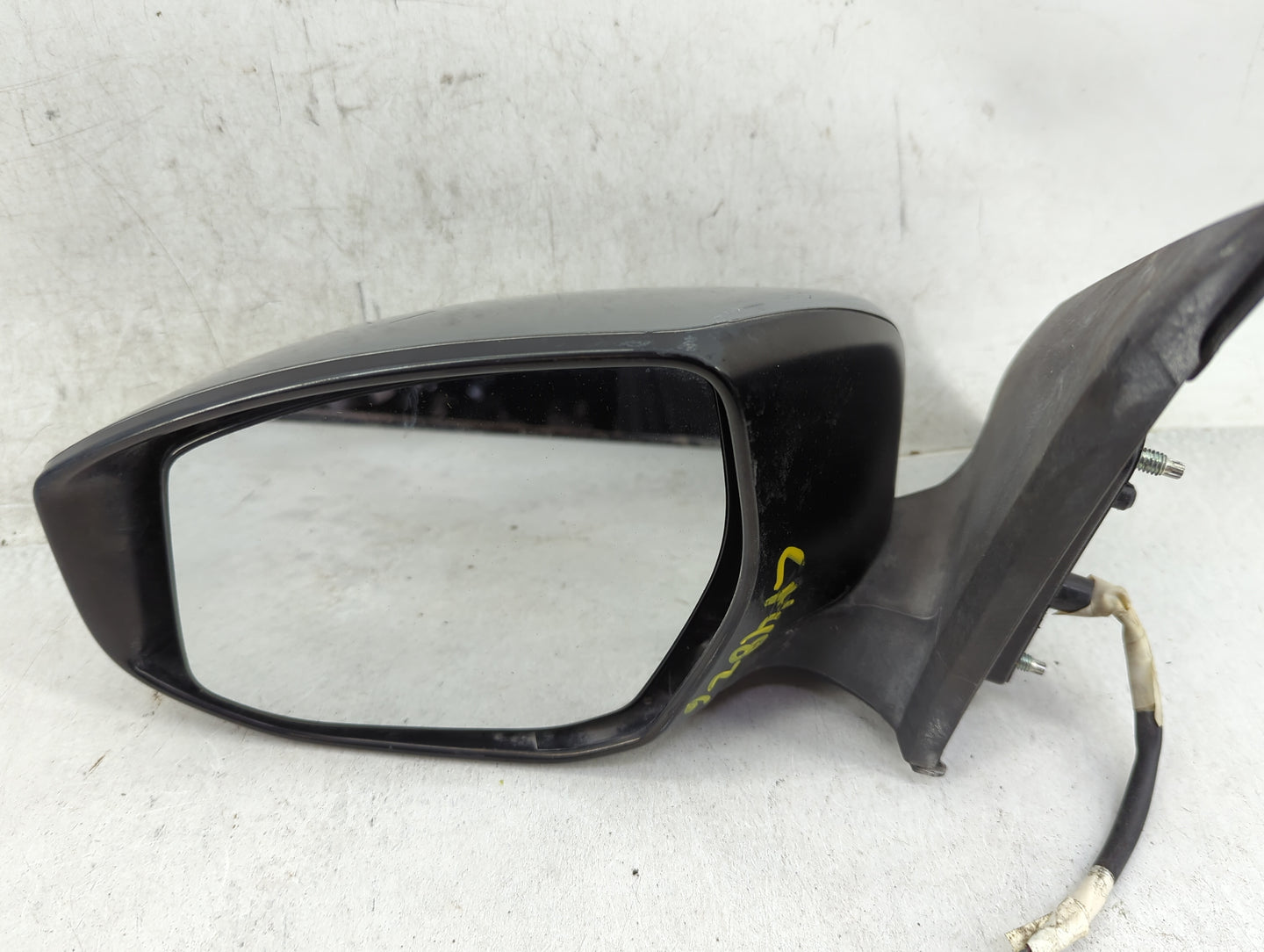 2013-2015 Nissan Sentra Driver Side View Mirror - Left Door Mirror OEM Used - Oemusedautoparts1.com