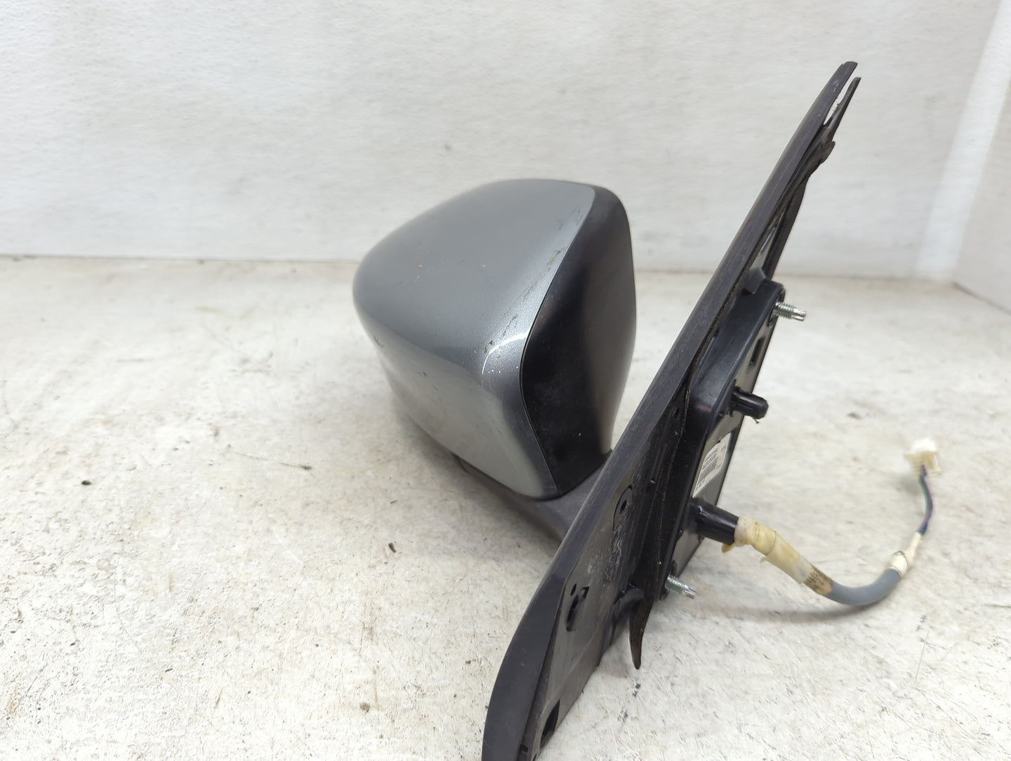 2013-2015 Nissan Sentra Passenger Side View Mirror - Right Door Mirror OEM Used - Oemusedautoparts1.com