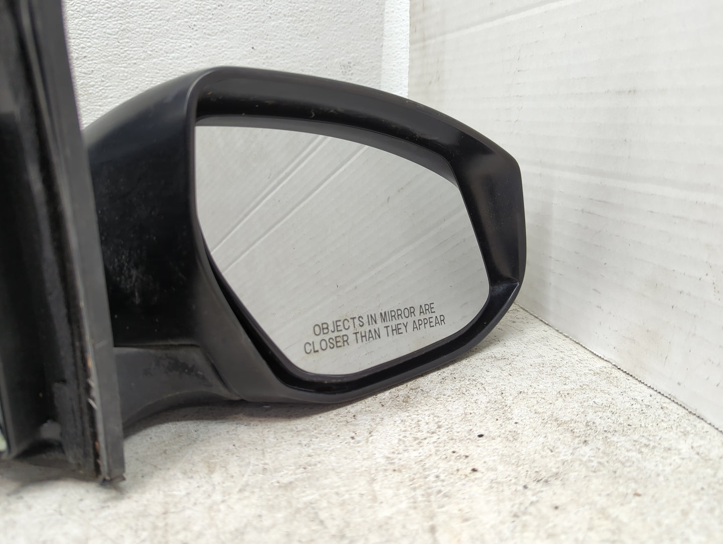 2013-2015 Nissan Sentra Passenger Side View Mirror - Right Door Mirror OEM Used - Oemusedautoparts1.com