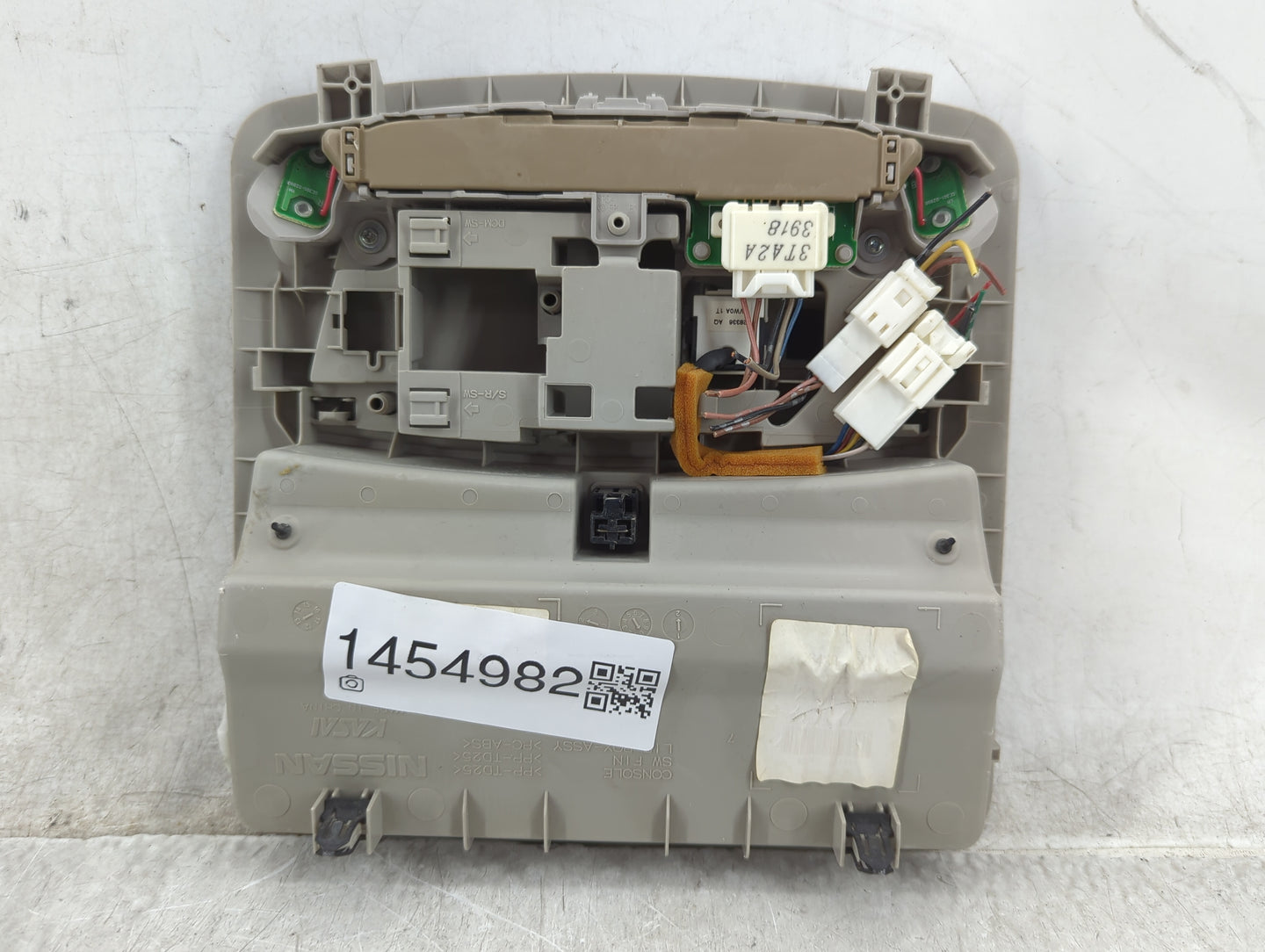 2014 Nissan Sentra Overhead Roof Console - Oemusedautoparts1.com