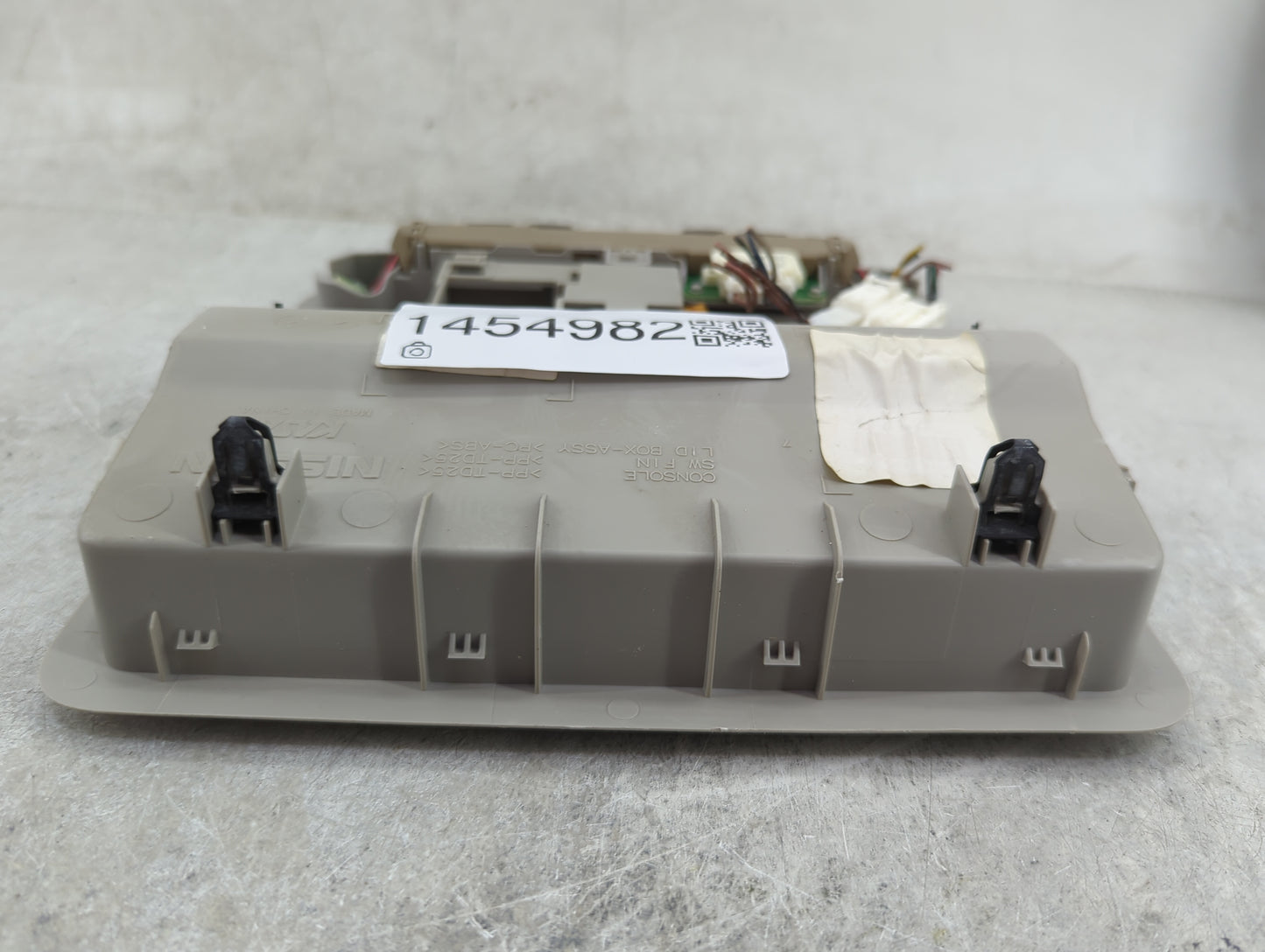 2014 Nissan Sentra Overhead Roof Console - Oemusedautoparts1.com