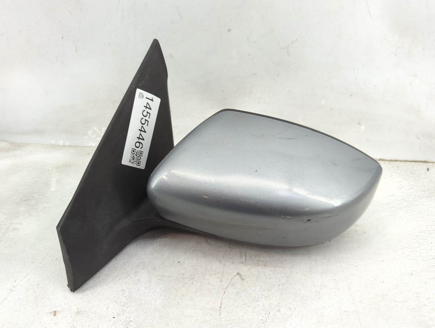 2013-2015 Nissan Sentra Driver Side View Mirror - Left Door Mirror OEM Used - Oemusedautoparts1.com