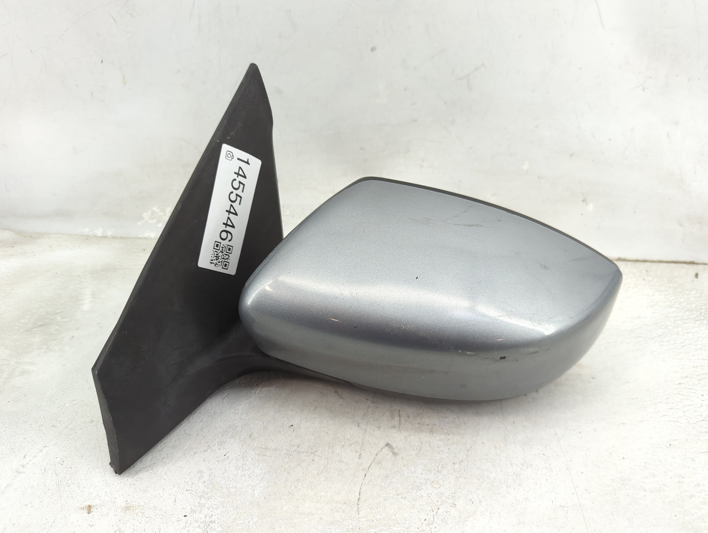 2013-2015 Nissan Sentra Driver Side View Mirror - Left Door Mirror OEM Used - Oemusedautoparts1.com