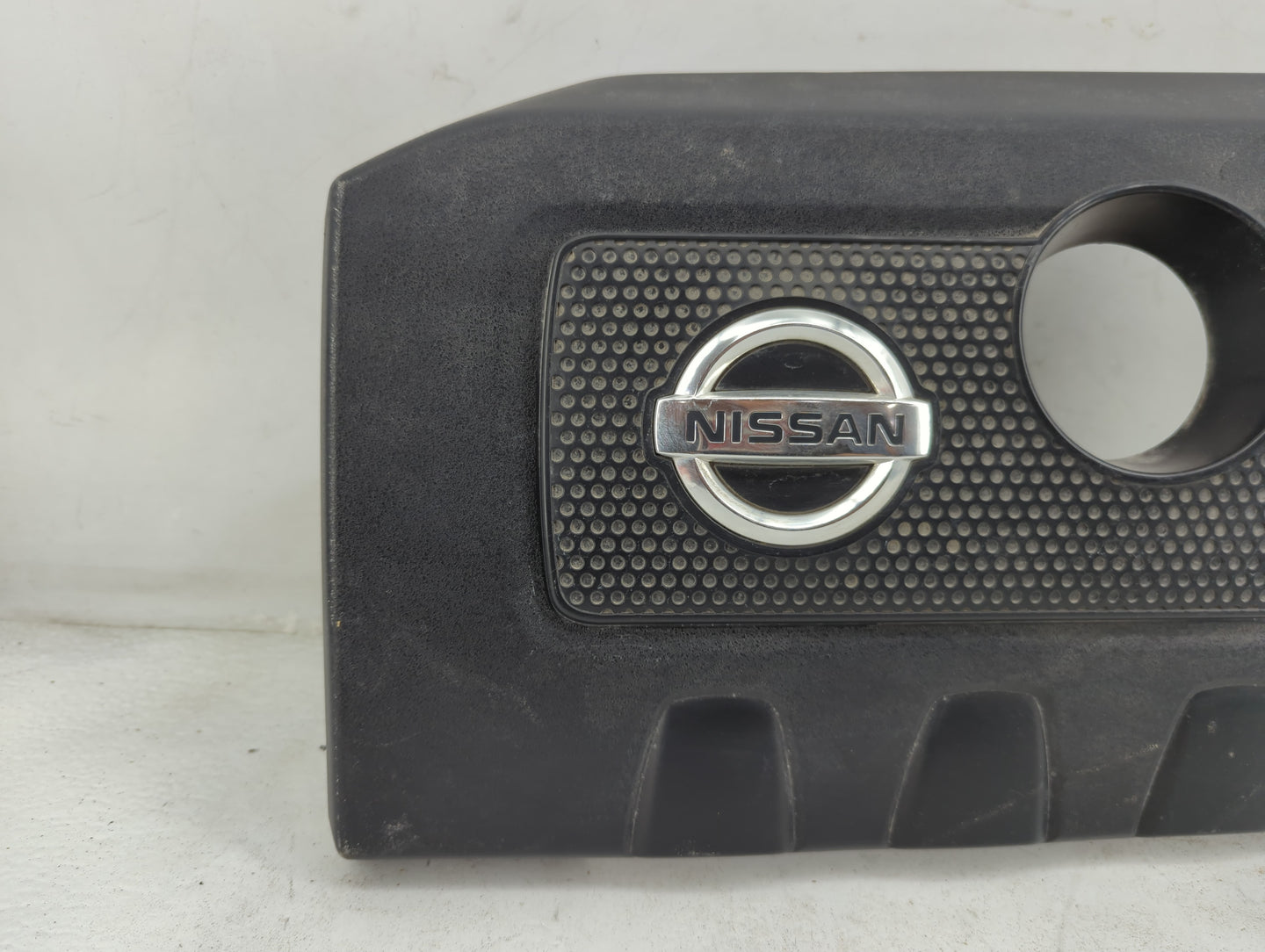 2014 Nissan Sentra Engine Cover 1457717 - Oemusedautoparts1.com