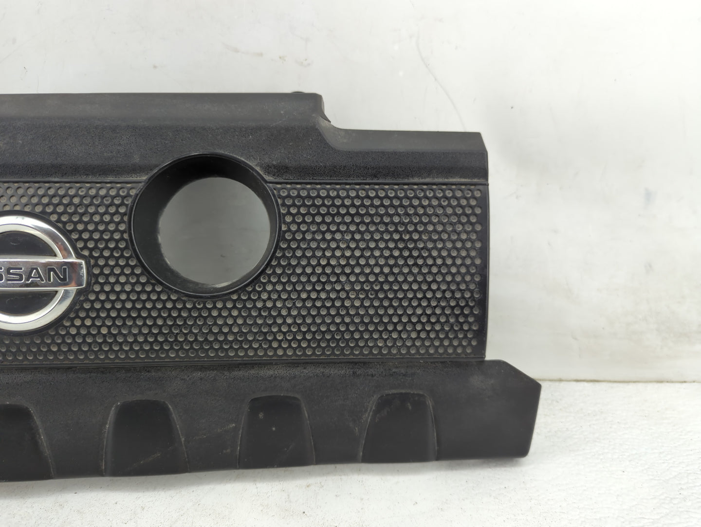 2014 Nissan Sentra Engine Cover 1457717 - Oemusedautoparts1.com