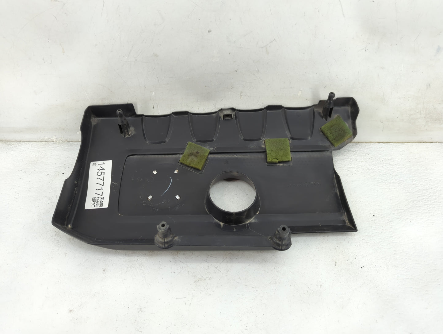 2014 Nissan Sentra Engine Cover 1457717 - Oemusedautoparts1.com