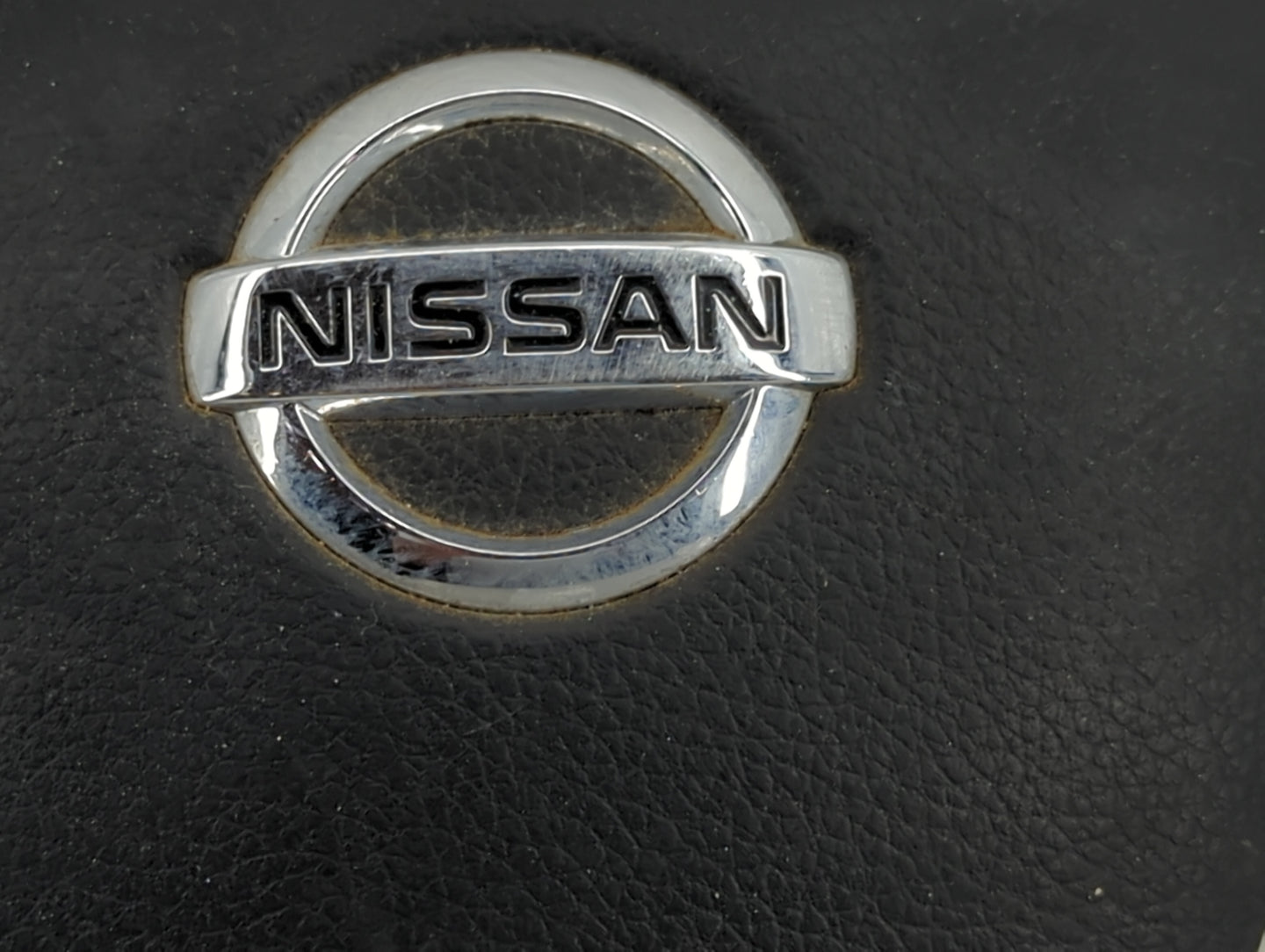2014 Nissan Sentra Air Bag Driver Left Steering Wheel Mounted Black - Oemusedautoparts1.com