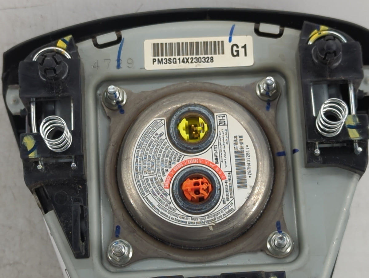 2014 Nissan Sentra Air Bag Driver Left Steering Wheel Mounted Black - Oemusedautoparts1.com