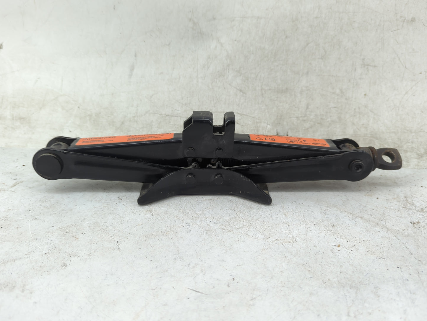 2014 Nissan Sentra Spare Scissor Car Jack Black 1460221 - Oemusedautoparts1.com