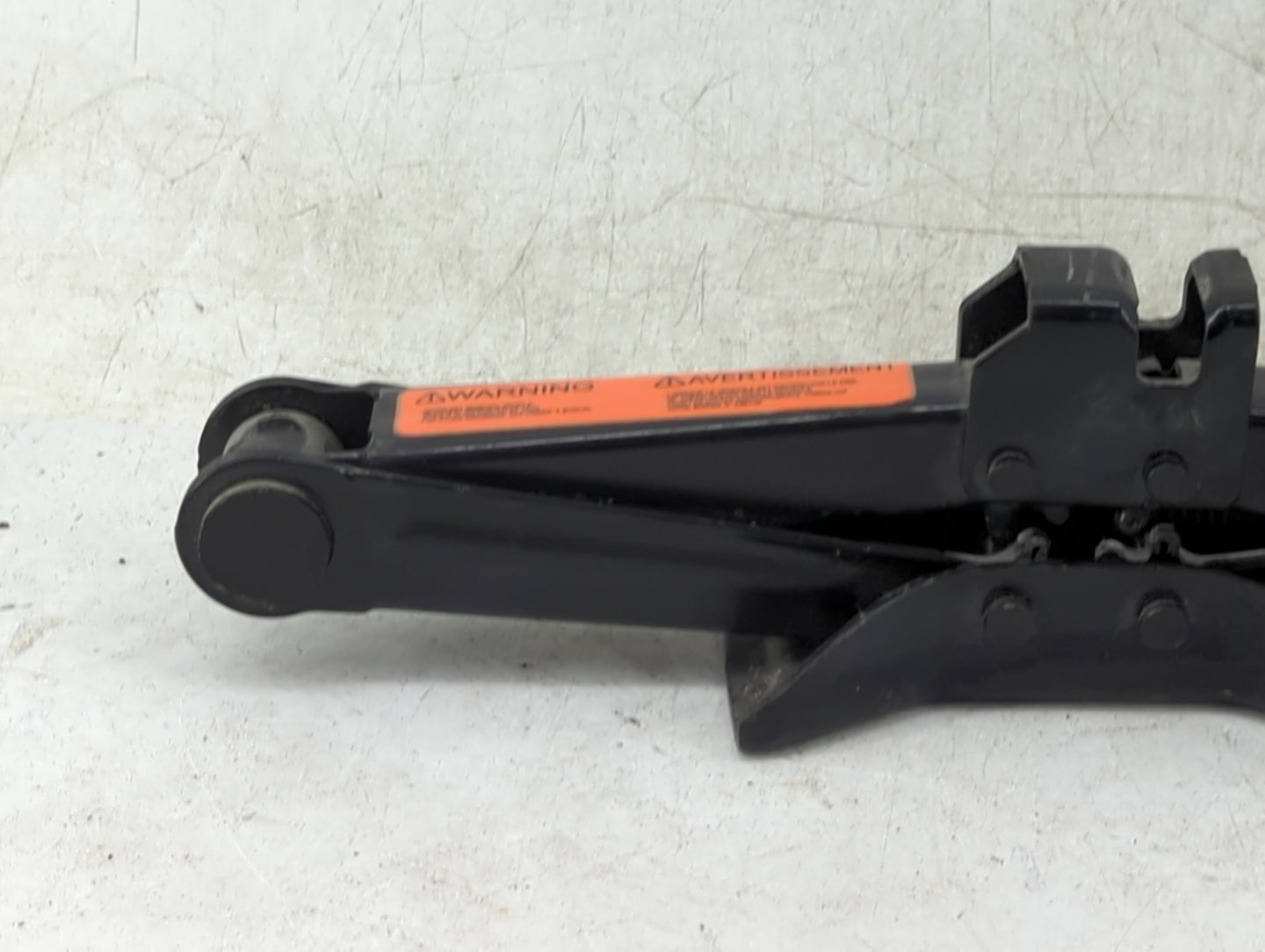 2014 Nissan Sentra Spare Scissor Car Jack Black 1460221 - Oemusedautoparts1.com