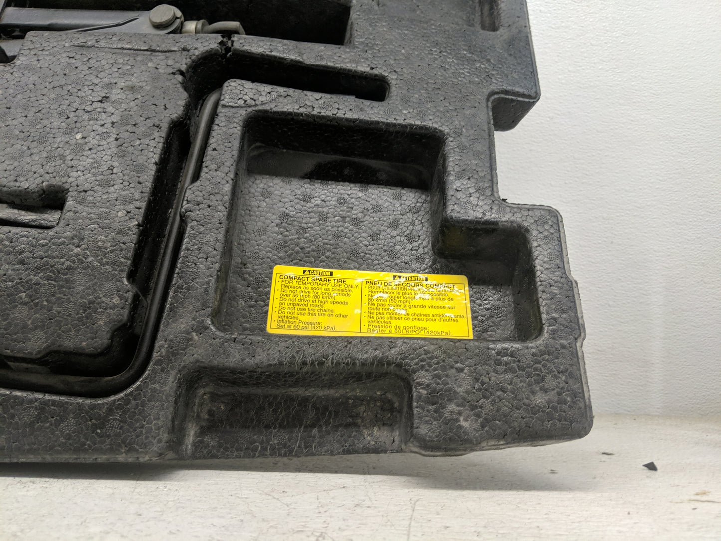 2014 Nissan Sentra Spare Scissor Car Jack 1460479 - Oemusedautoparts1.com