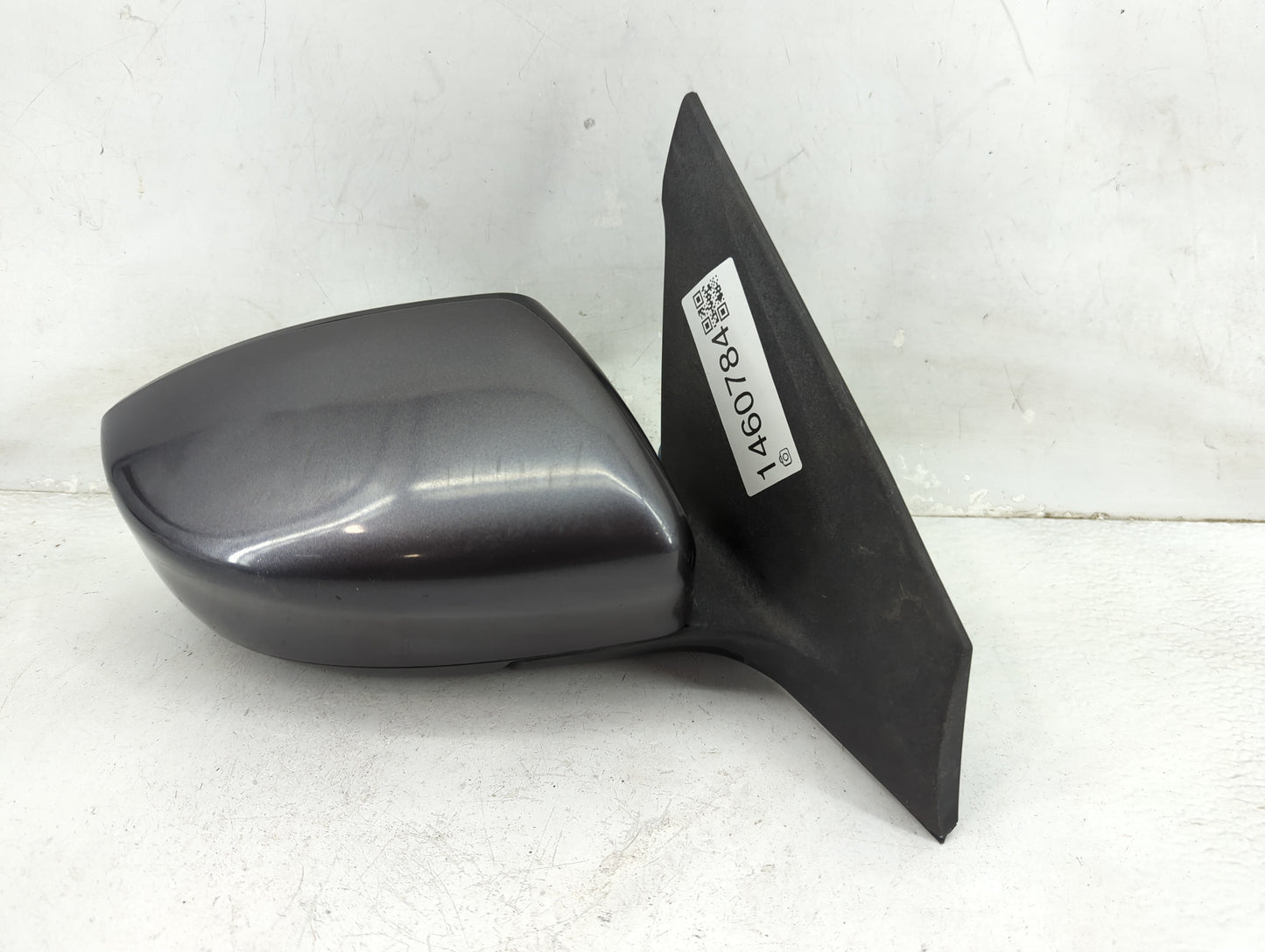 2013-2015 Nissan Sentra Passenger Side View Mirror - Right Door Mirror OEM Used - Oemusedautoparts1.com