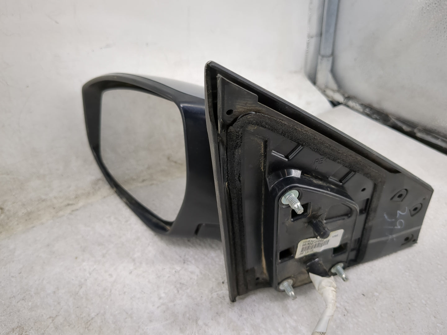 2013-2015 Nissan Sentra Driver Side View Mirror - Left Door Mirror OEM Used - Oemusedautoparts1.com