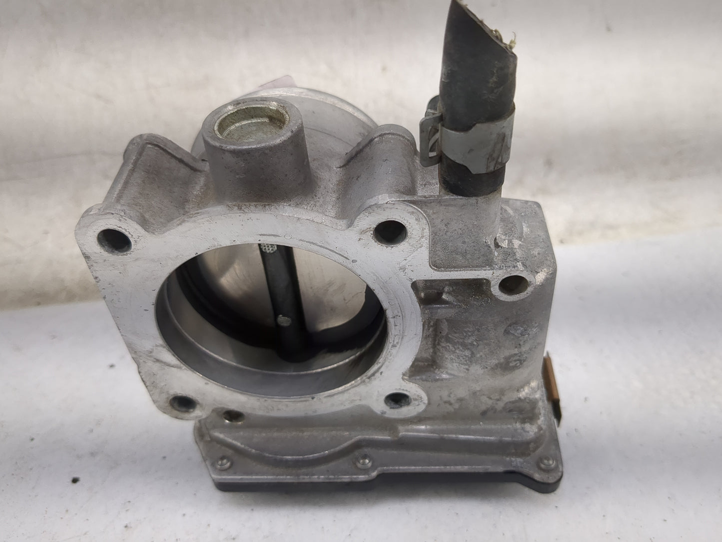 2013-2019 Nissan Sentra Throttle Body P/N:3RA60-01 Fits Fits 2013 2014 2015 2016 2017 2018 2019 OEM Used Auto Parts - Oemuse
