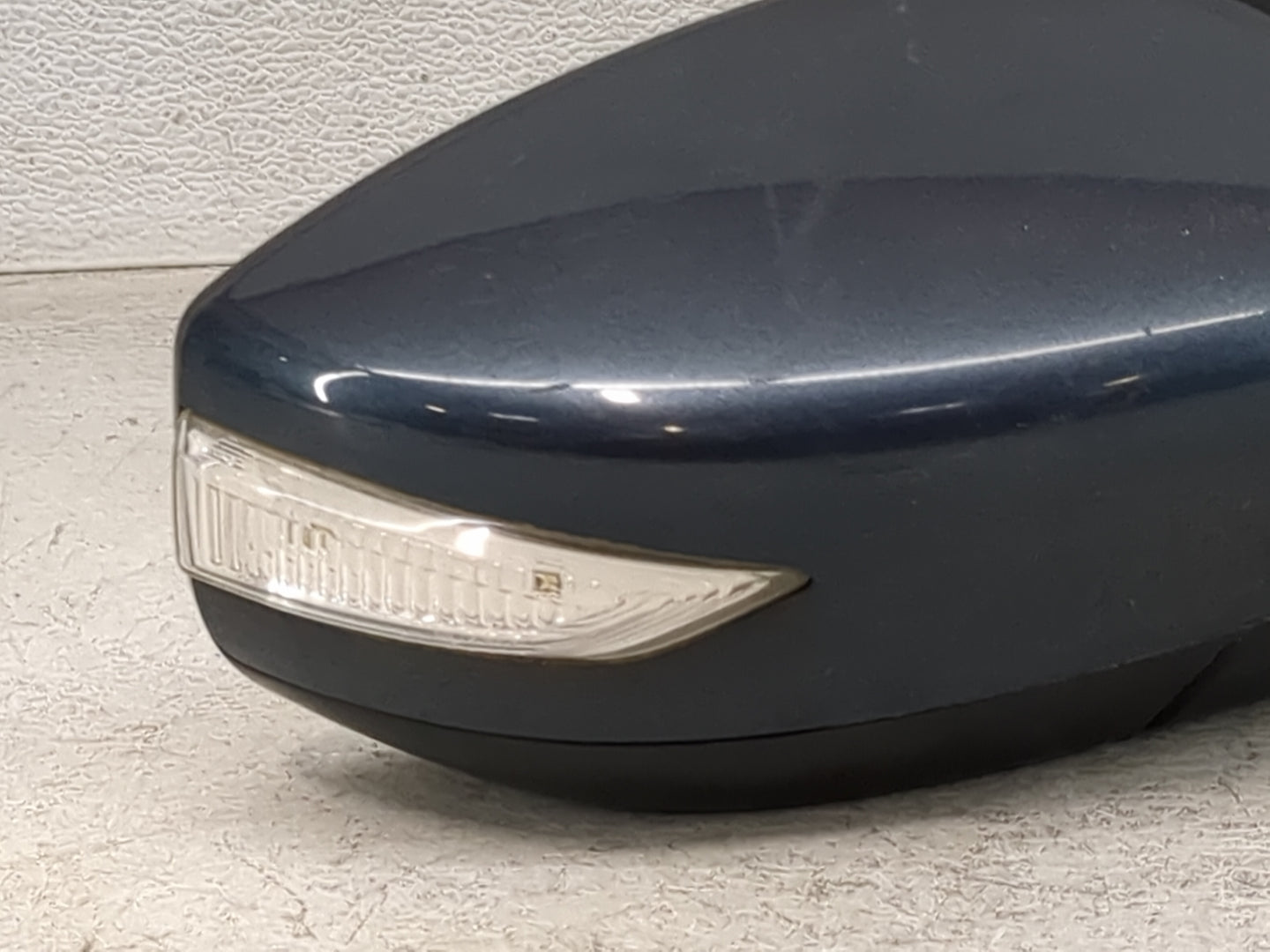 2013-2015 Nissan Sentra Passenger Side View Mirror - Right Door Mirror OEM Used - Oemusedautoparts1.com