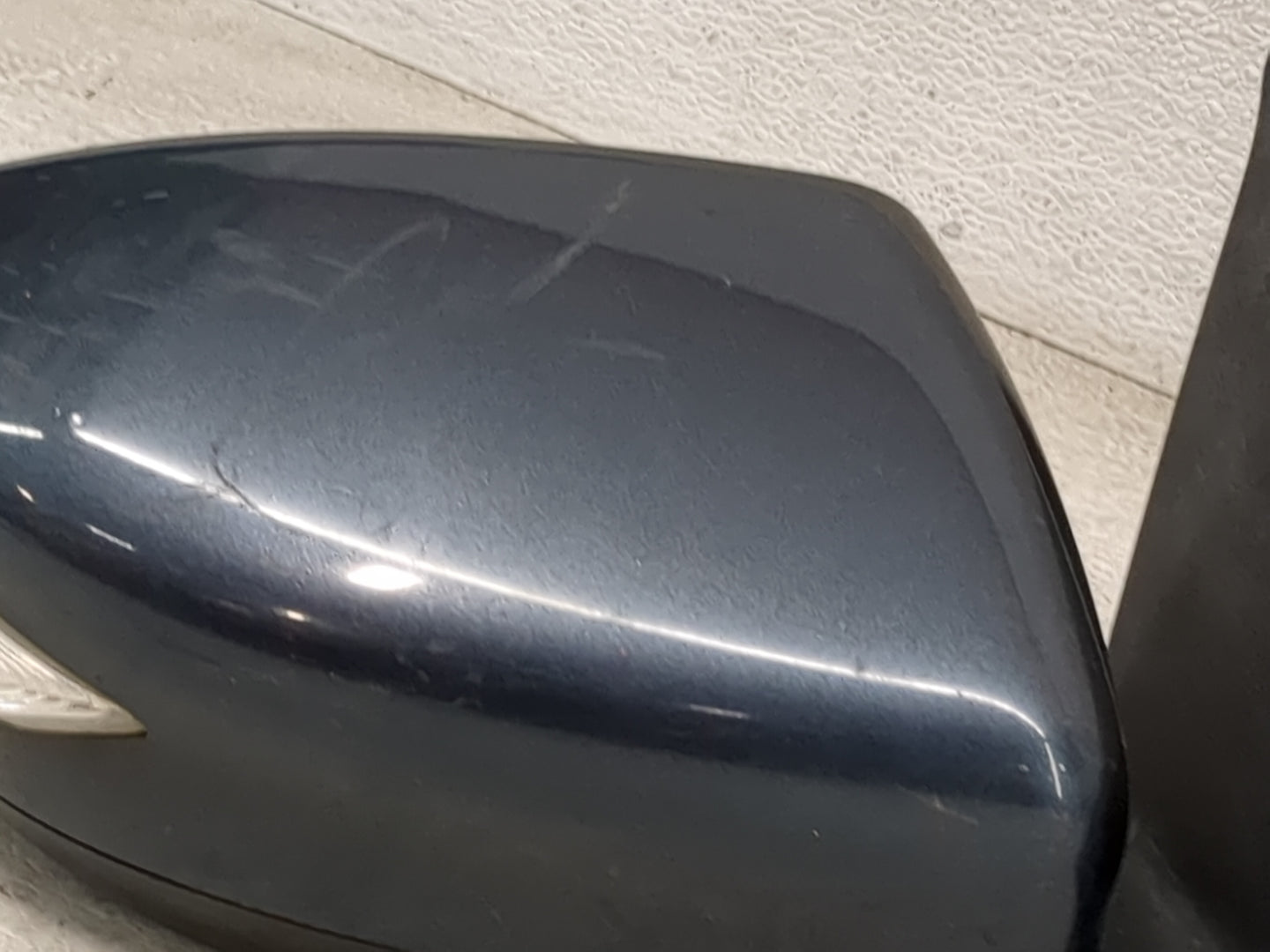 2013-2015 Nissan Sentra Passenger Side View Mirror - Right Door Mirror OEM Used - Oemusedautoparts1.com