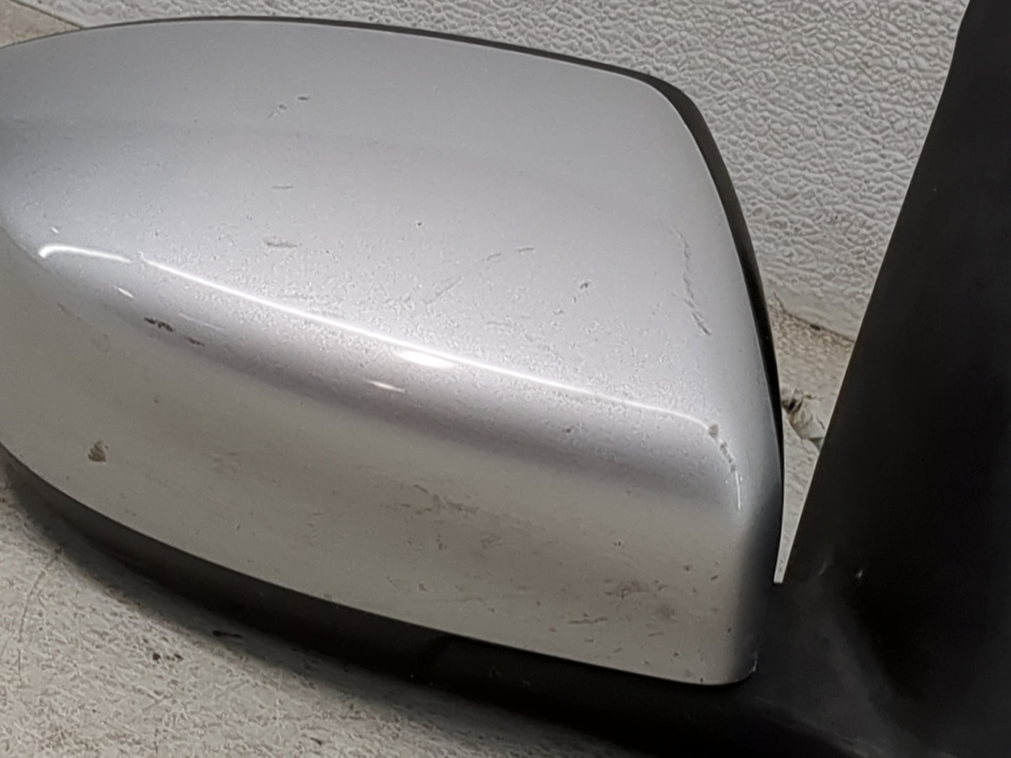 2013-2015 Nissan Sentra Passenger Side View Mirror - Right Door Mirror OEM Used - Oemusedautoparts1.com