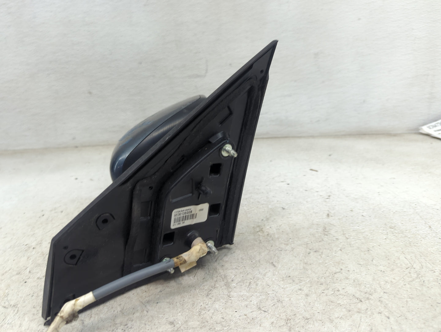 2013-2015 Nissan Sentra Driver Side View Mirror - Left Door Mirror OEM Used - Oemusedautoparts1.com
