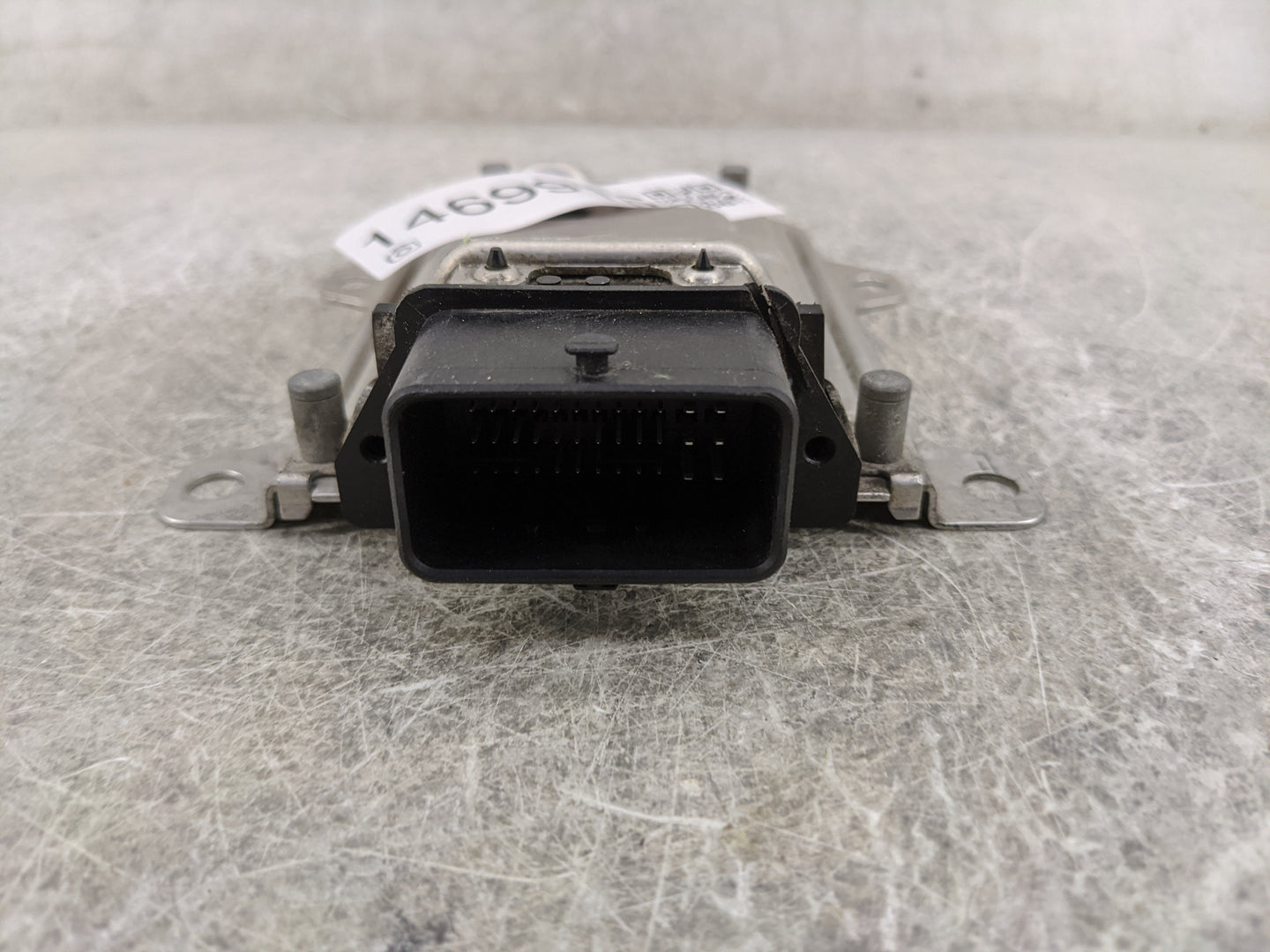 2014 Nissan Sentra PCM Engine Control Computer ECU ECM PCU OEM P/N:0260002987 310F63BE0A Fits OEM Used Auto Parts - Oemuseda