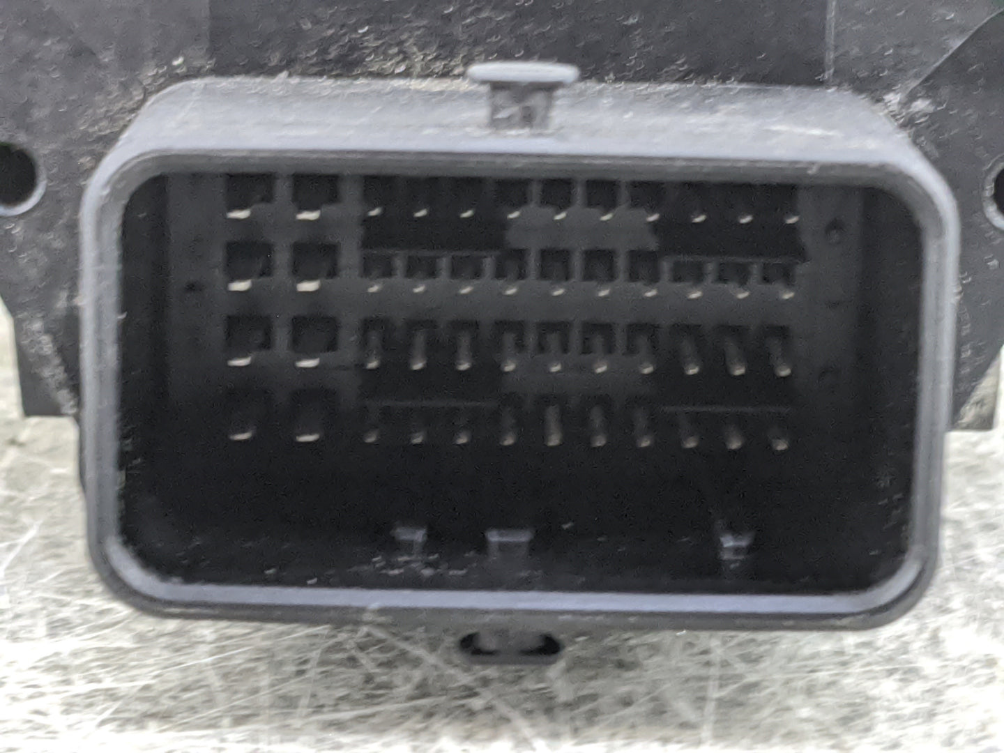 2014 Nissan Sentra PCM Engine Control Computer ECU ECM PCU OEM P/N:0260002987 310F63BE0A Fits OEM Used Auto Parts - Oemuseda