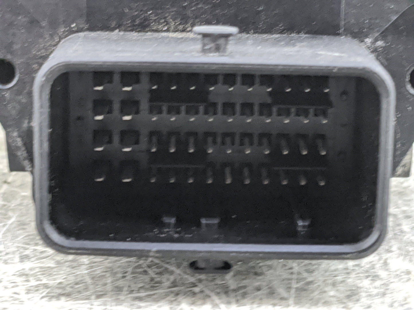2014 Nissan Sentra PCM Engine Control Computer ECU ECM PCU OEM P/N:0260002987 310F63BE0A Fits OEM Used Auto Parts - Oemuseda