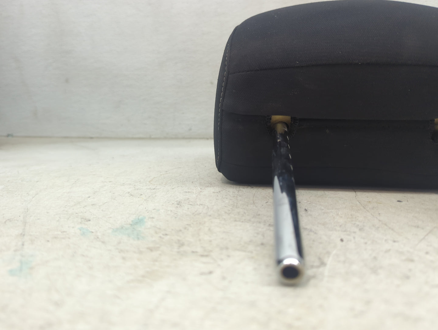 2014 Nissan Sentra Headrest Head Rest Front Driver Passenger Seat Fits OEM Used Auto Parts - Oemusedautoparts1.com