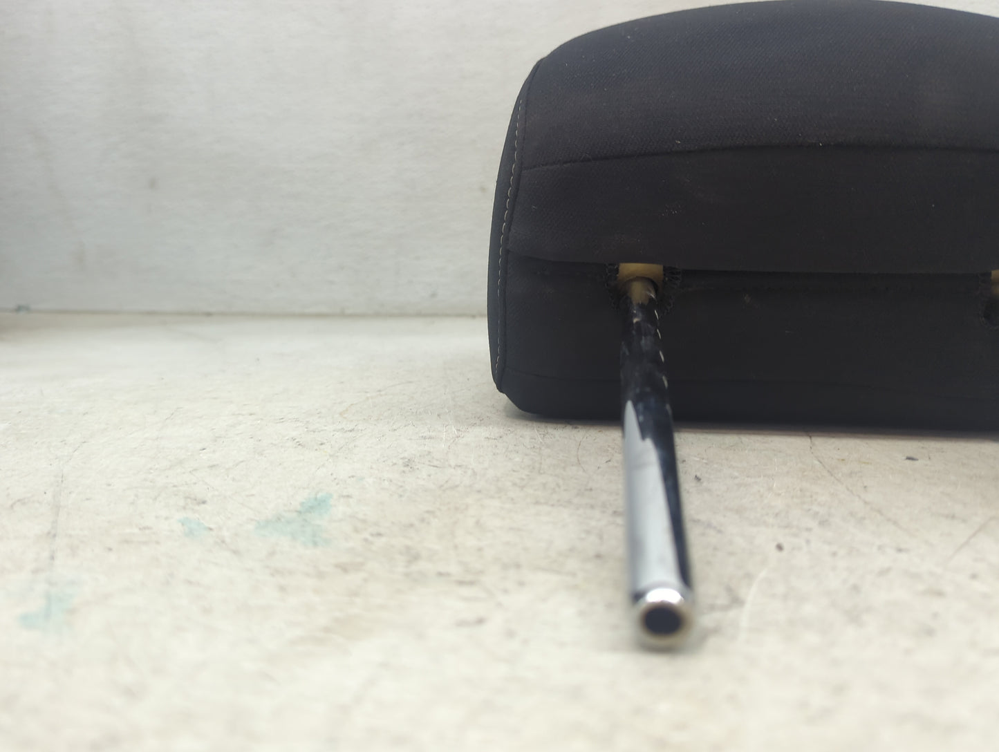 2014 Nissan Sentra Headrest Head Rest Front Driver Passenger Seat Fits OEM Used Auto Parts - Oemusedautoparts1.com