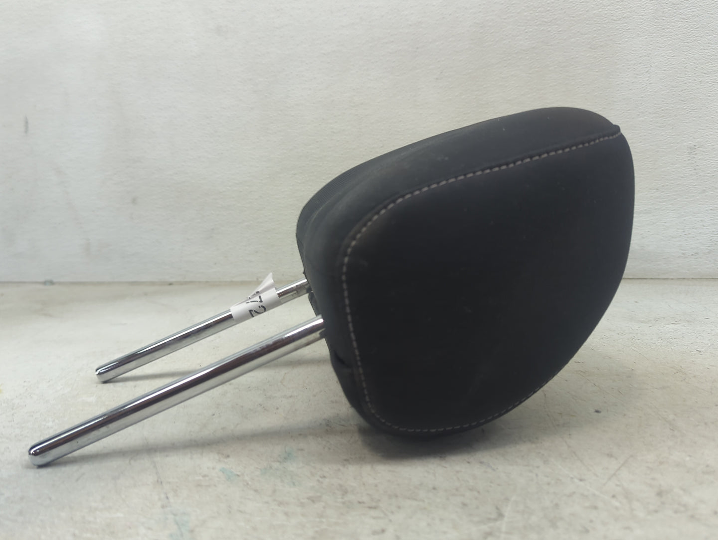 2014 Nissan Sentra Headrest Head Rest Front Driver Seat Black - Oemusedautoparts1.com