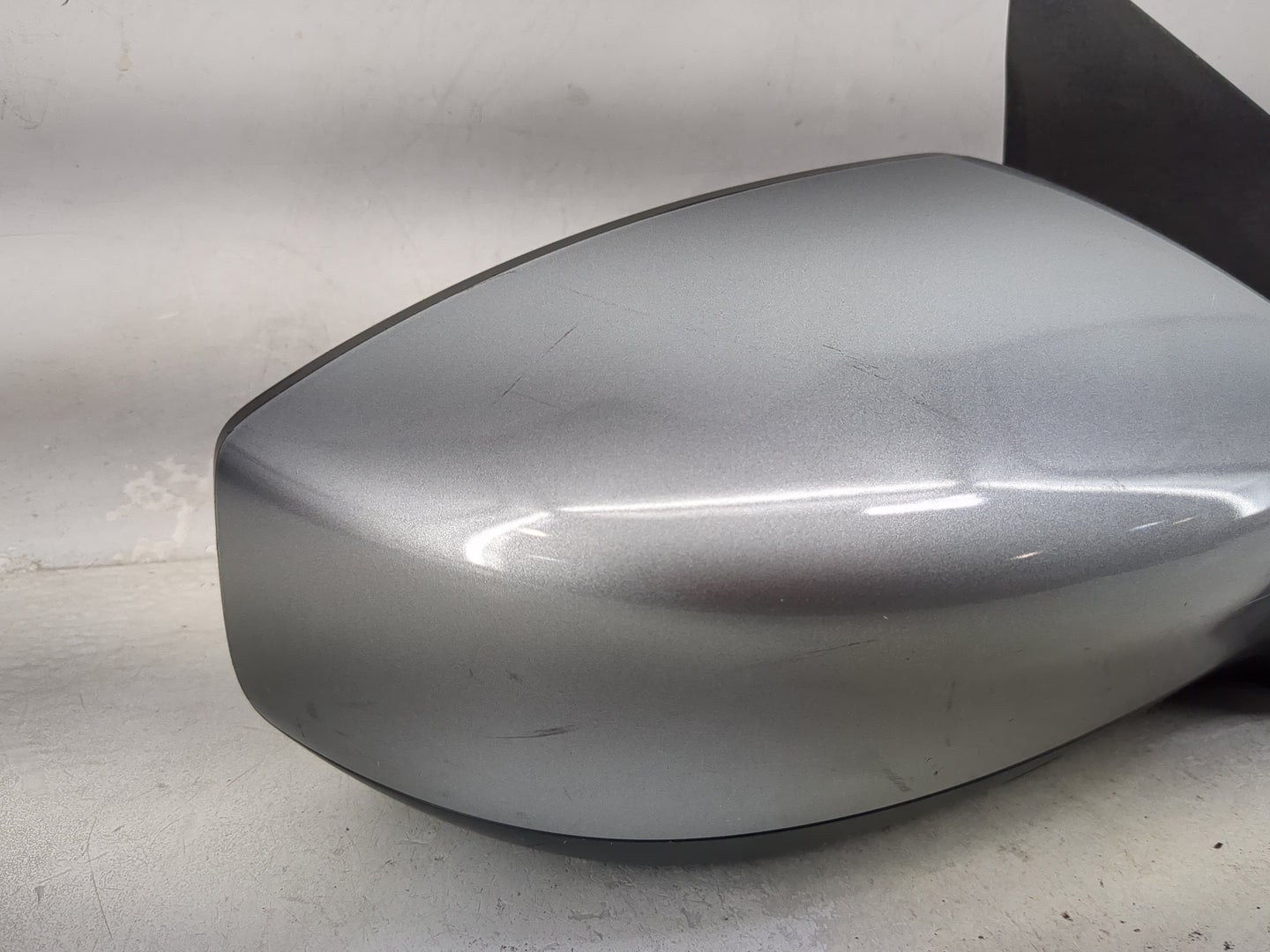 2013-2015 Nissan Sentra Passenger Side View Mirror - Right Door Mirror OEM Used - Oemusedautoparts1.com
