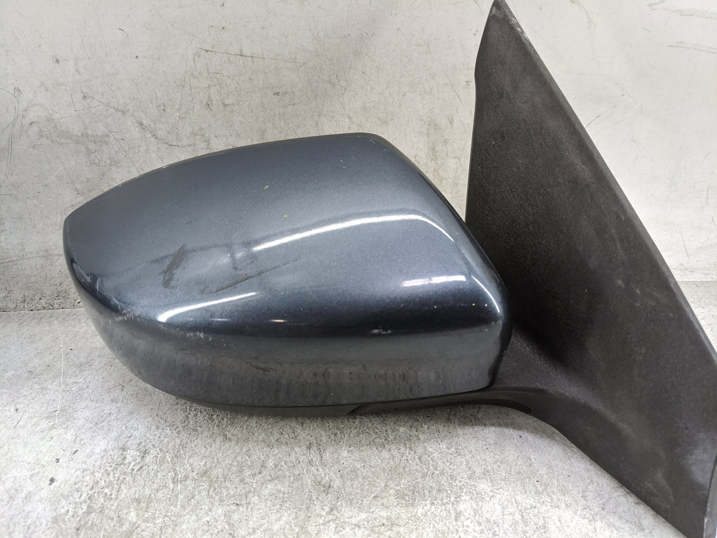 2013-2015 Nissan Sentra Passenger Side View Mirror - Right Door Mirror OEM Used - Oemusedautoparts1.com