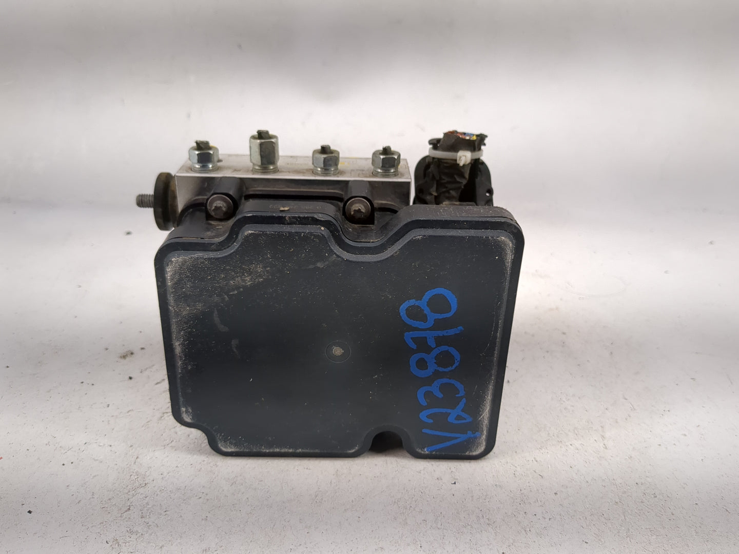 2014-2015 Nissan Sentra ABS Pump Control Module Replacement P/N:47660 3SG0C 269 661 Fits Fits 2014 2015 OEM Used Auto Parts 