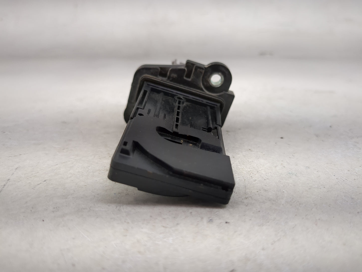 2013-2015 Nissan Sentra Mass Air Flow Meter Maf 1486141 - Oemusedautoparts1.com